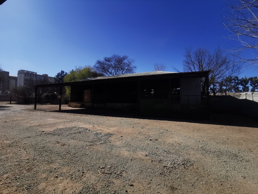 To Let commercial Property for Rent in Klerksdorp Industrial North West